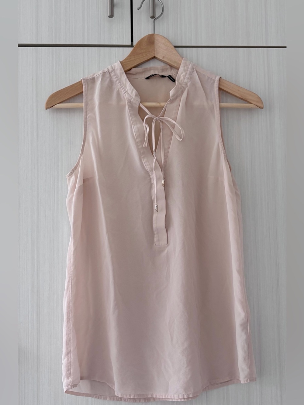 Marciano 100% Silk Top Blouse Sleeveless